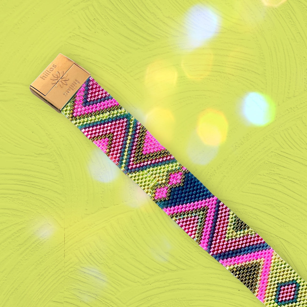 DIY Vertical Peyote Pattern Bracelet TRIANGLES N KETIKOPARIS diy-vertical-peyote-pattern-bracelet-triangles-n-ketikoparis