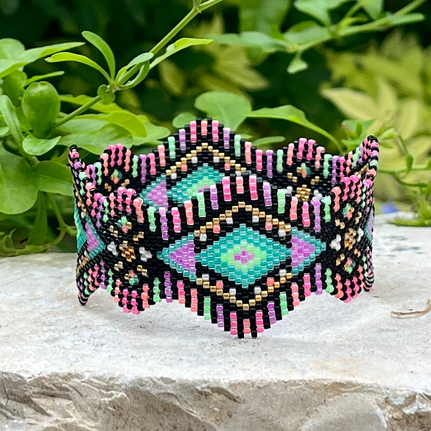 DIY Vertical Peyote Pattern Bracelet YOPAL2