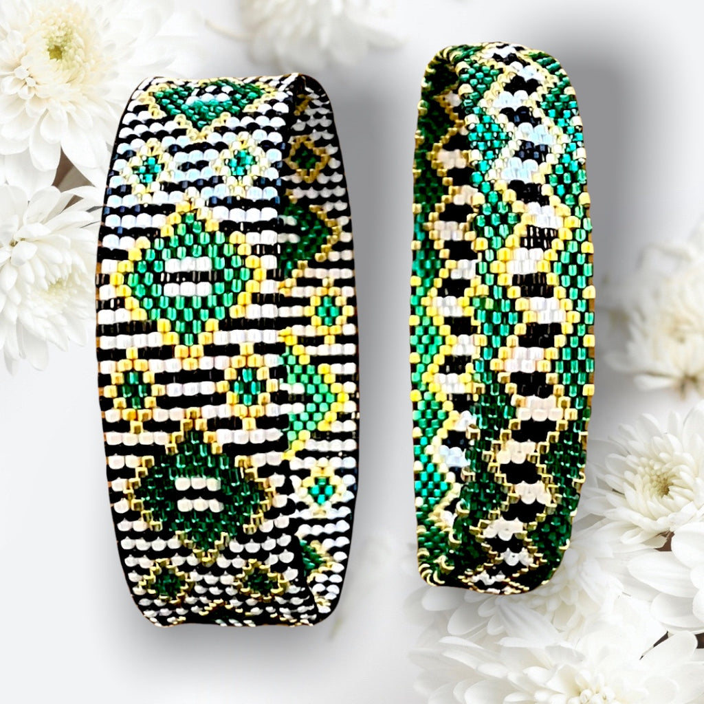 DIY miyuki bead Bracelet Pattern - peyote or brick stitch weaving